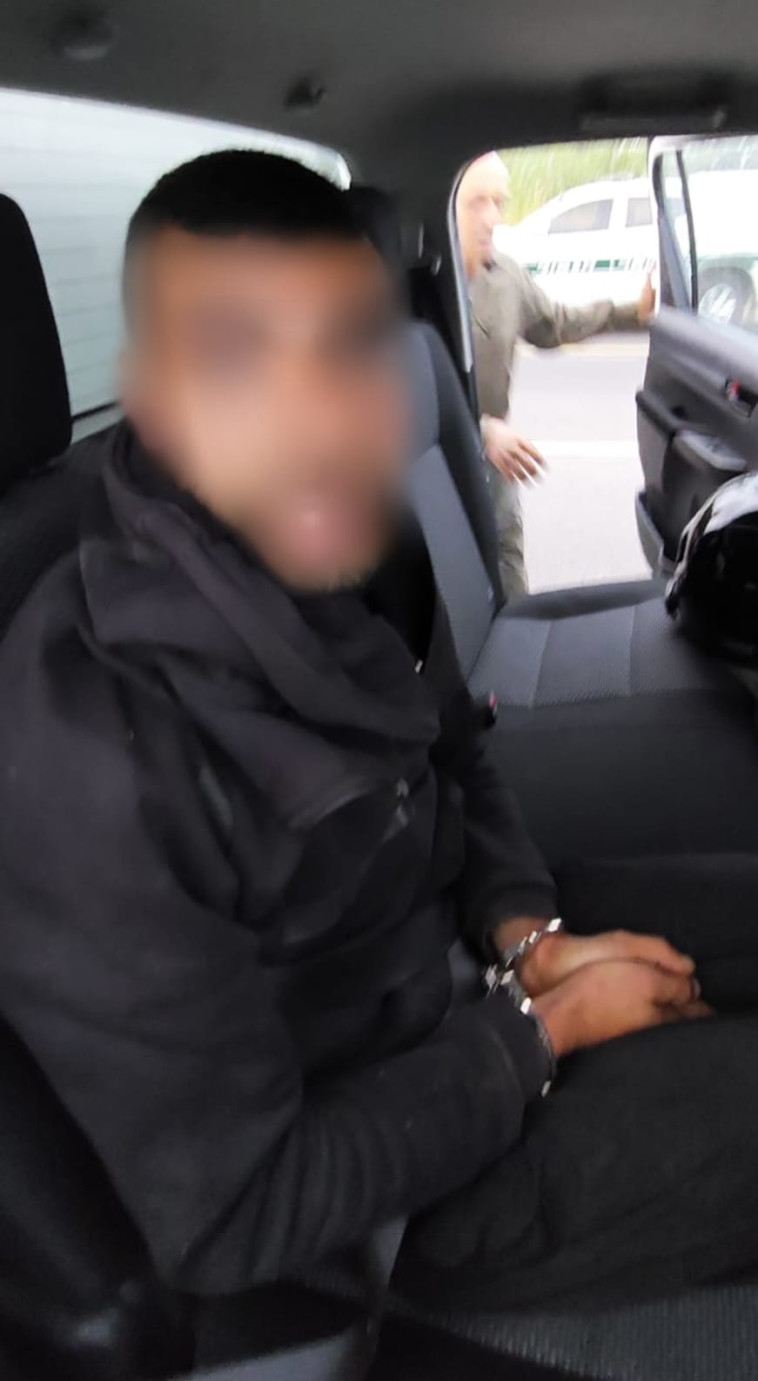 החשוד בדריסת שוטר וגניבת רכב