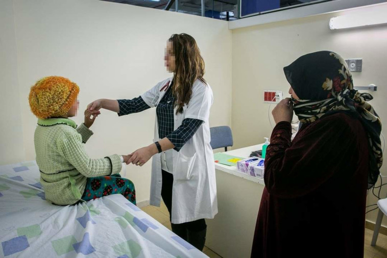 טיפול רפואי לפליטים הסוריים