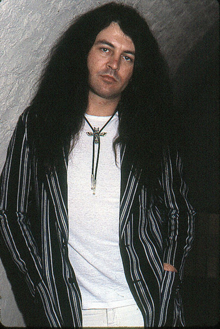 איאן גילן, סולן להקת דיפ פרפל, 1983