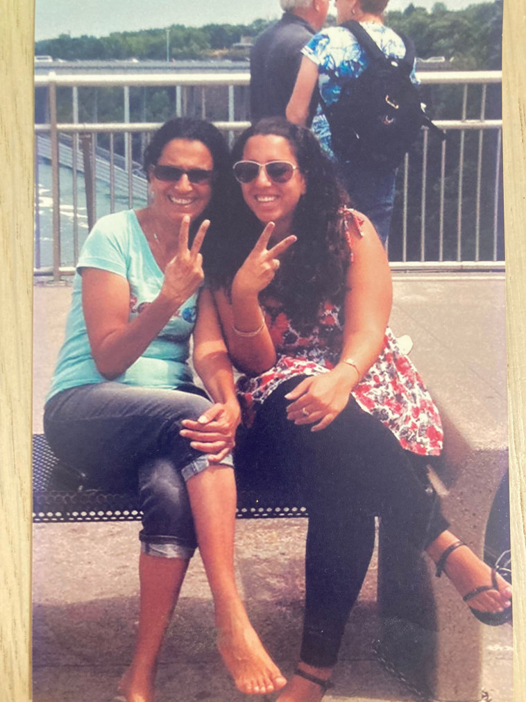 רס''מ לירון שאול-גוכברג (מימין)