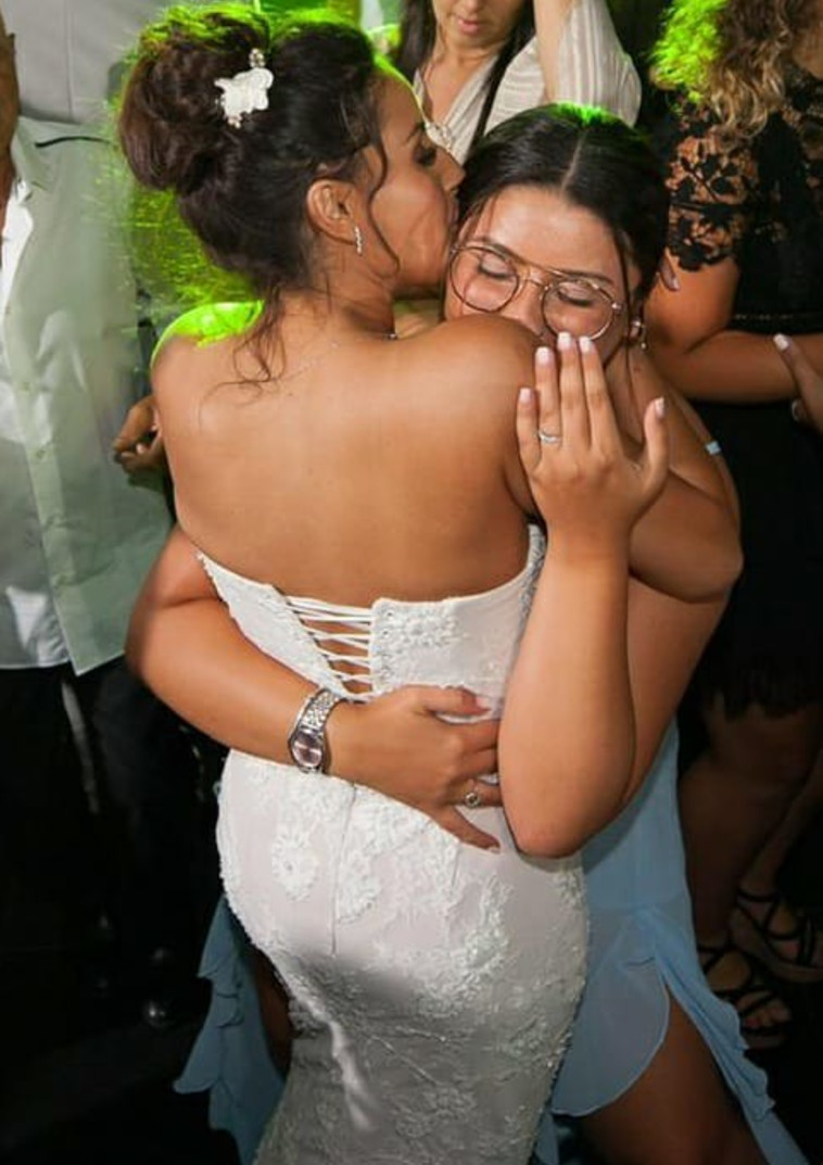 שיראל אבוקרט ז''ל ובת דודתה טרי