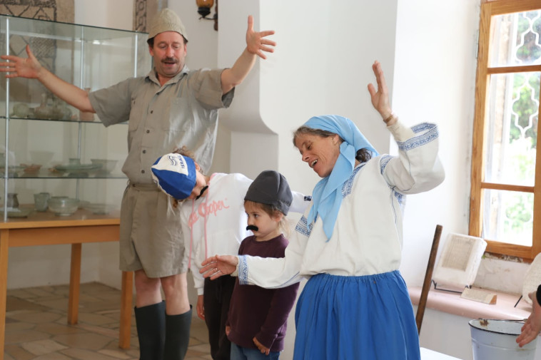 מוזיאון חומה ומגדל 