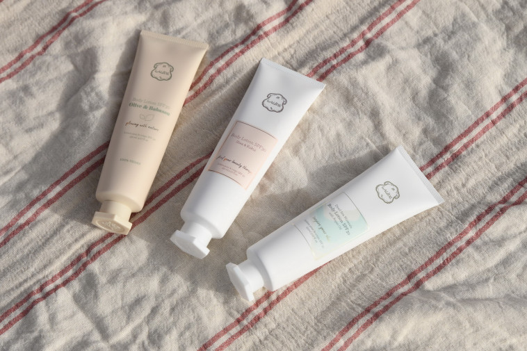 קרמי גוף המשלבים SPF 30 להגנה מהשמש של Laline 