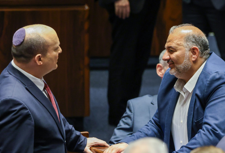 ראש הממשלה נפתלי בנט, יו''ר רע''מ מנסור עבאס