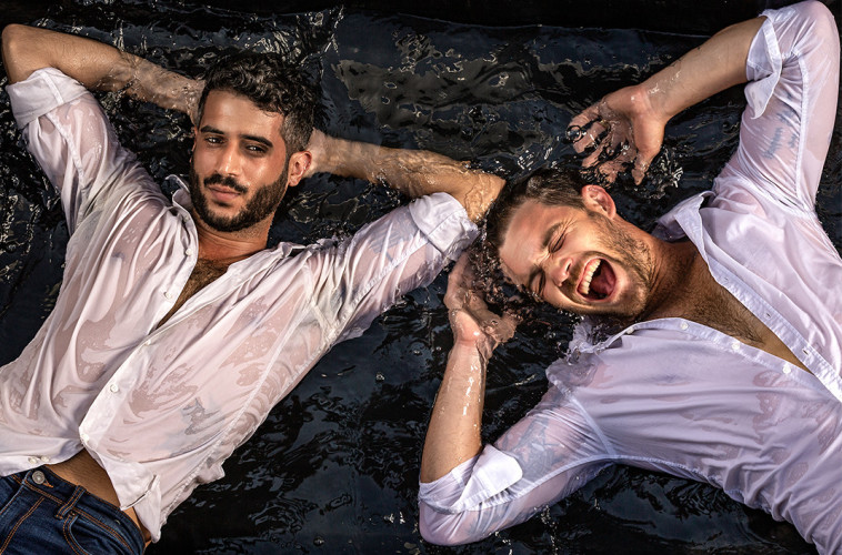 דין מירושניקוב בתערוכה ציפור הנפש למען הלומי קרב ונפגעי פוסט-טראומה