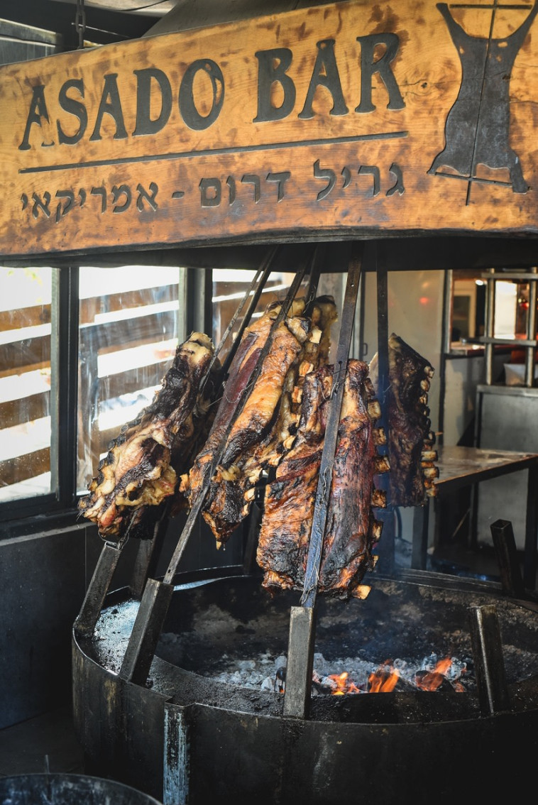 הנוף מהוויטרינה