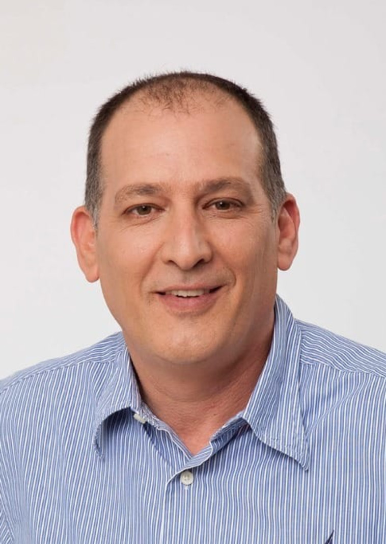 מושיק גולדשטיין 