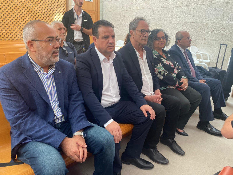 חברי הרשימה המשותפת ומוחמד בכרי