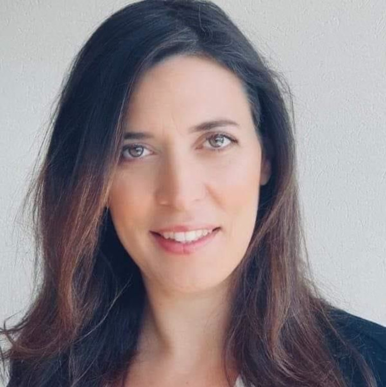 עורכת הדין יעל מנדלוביץ 