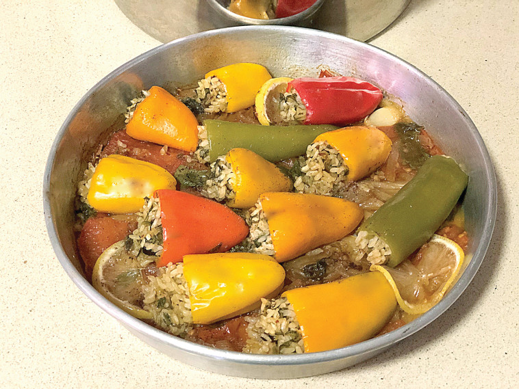 פלפלונים ממולאים