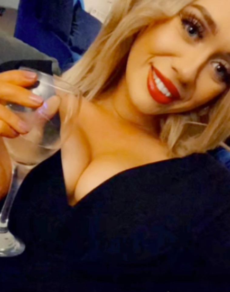 סופי, נזקקה לניתוח כדי להסיר אביזר מין שנתקע בגופה