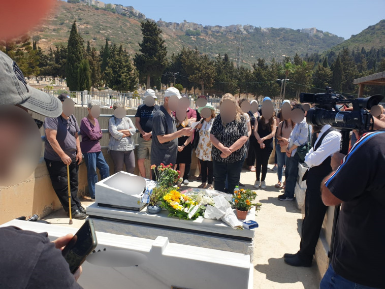 אזכרת שנה למותו של קצין אמ''ן שמת בכלא