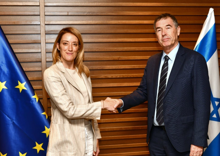 יוסי שיין ורוברטה מטסולה