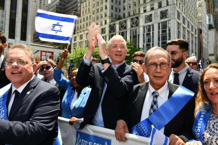 גנץ במצעד התמיכה בישראל בניו יורק