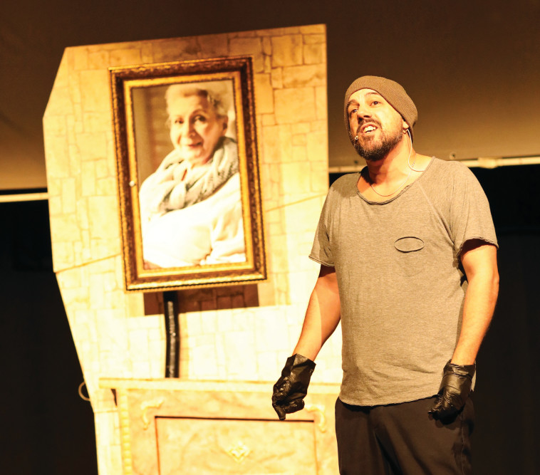 סער בדישי במונולוגים מהזינזאנה