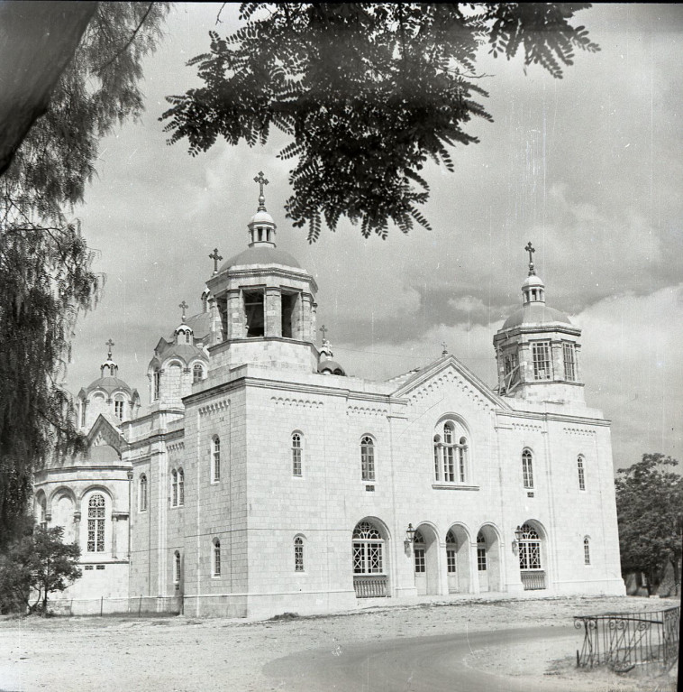 מגרש הרוסים (צילום: בנו רותנברג, אוסף מיתר, האוסף הלאומי לתצלומים על שם משפחת פריצקר, הספרייה הלאומית)