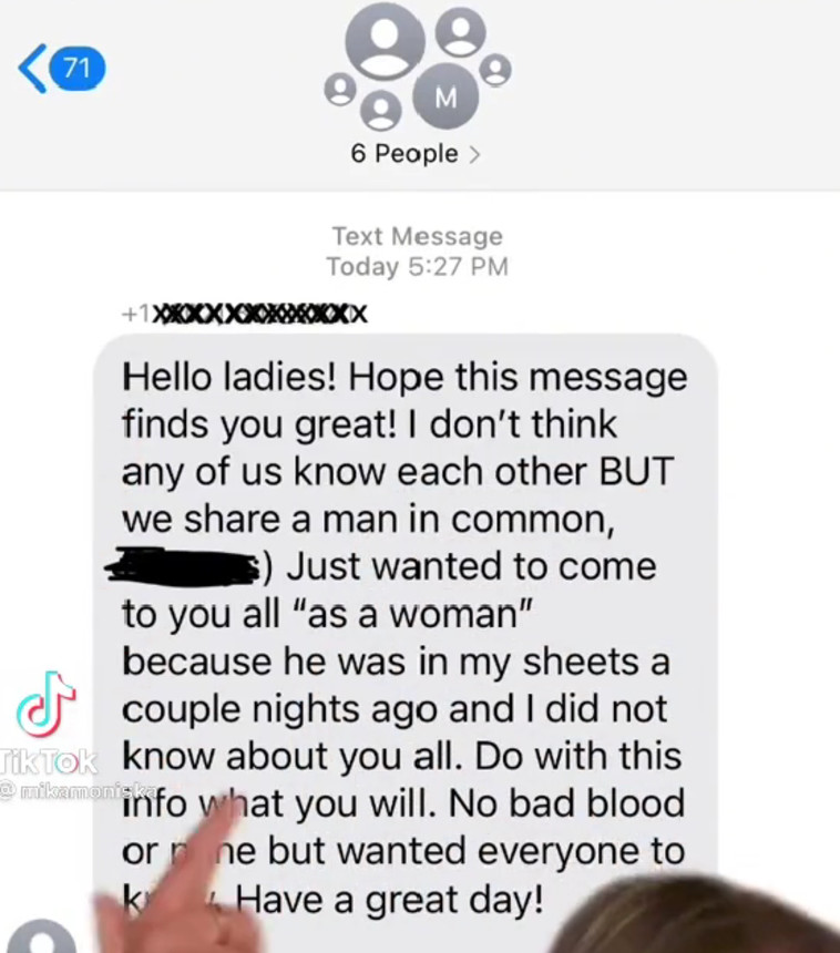 לא רק בת הזוג גילתה שהגבר בוגד בה, אלא כל השאר איתן בגד