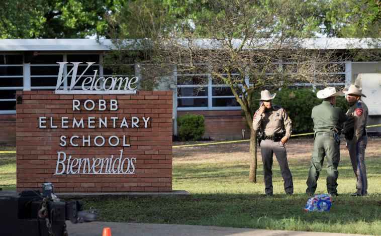 בית הספר בטקסס בו נרצחו 19 תלמידים (צילום: רויטרס)