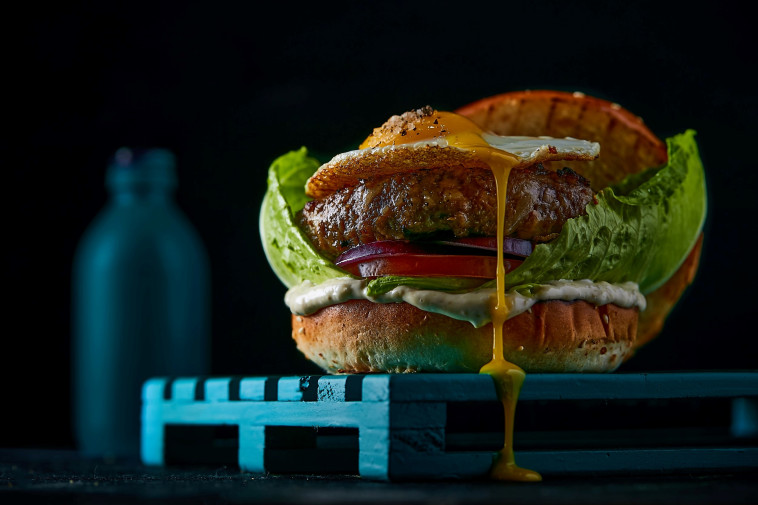 סיזר בורגר BBB