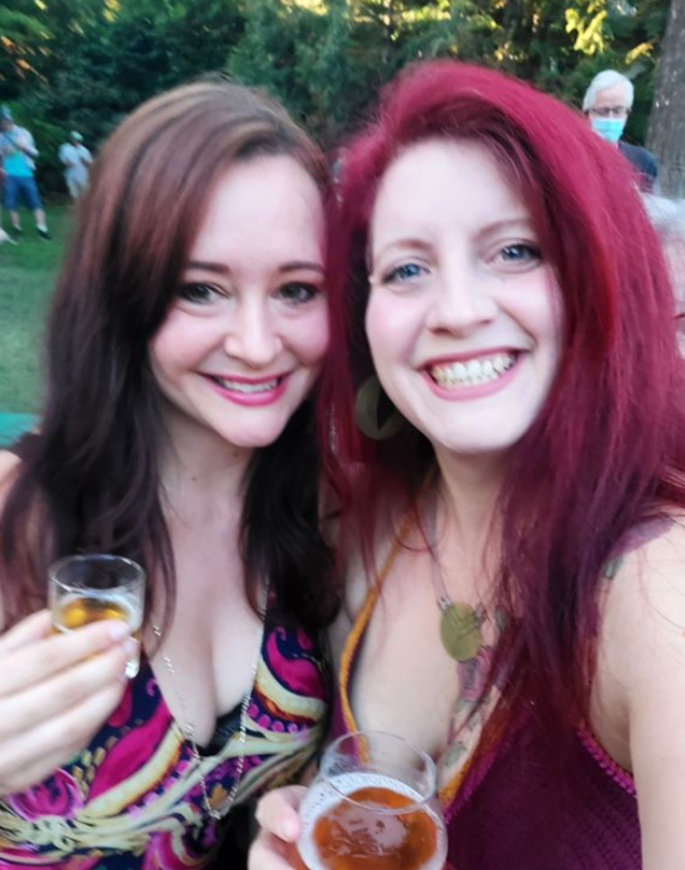 אלכסיס וטאבטה, הכירו באפליקציית היכרויות