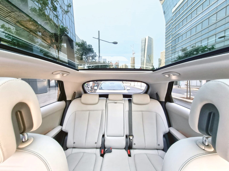 יונדאי איוניק 5