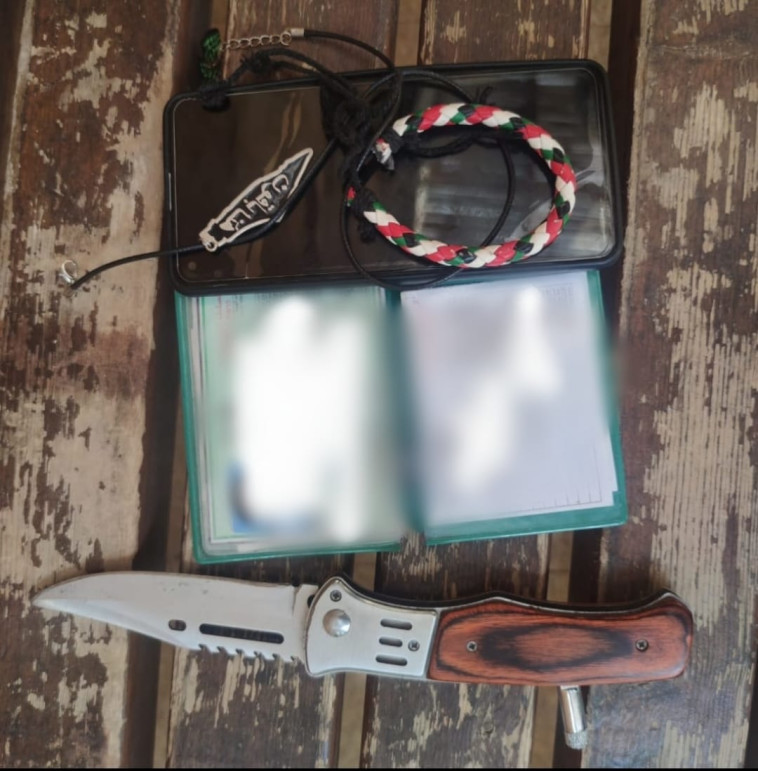 הסכין שנתפסה ברשותו של החשוד