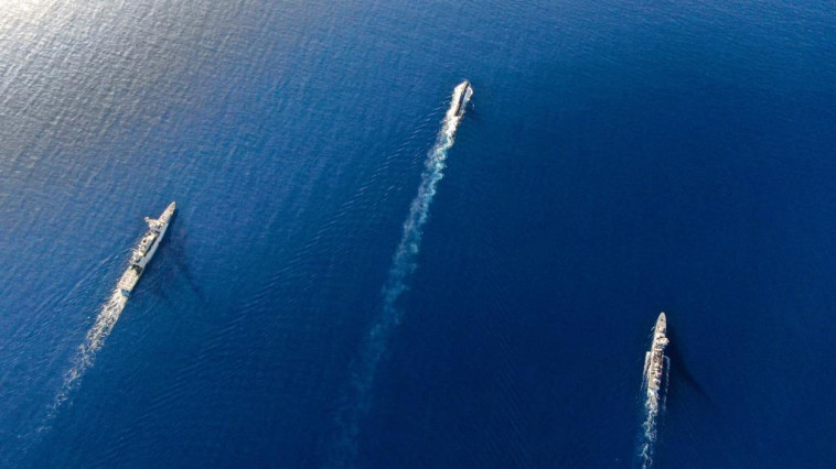 אימון שייטת ספינות הטילים וצוללות בים האדום  (צילום: דובר צה''ל)