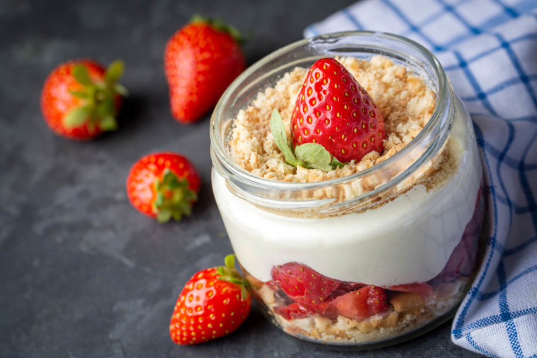 קינוח ריקוטה ותותים