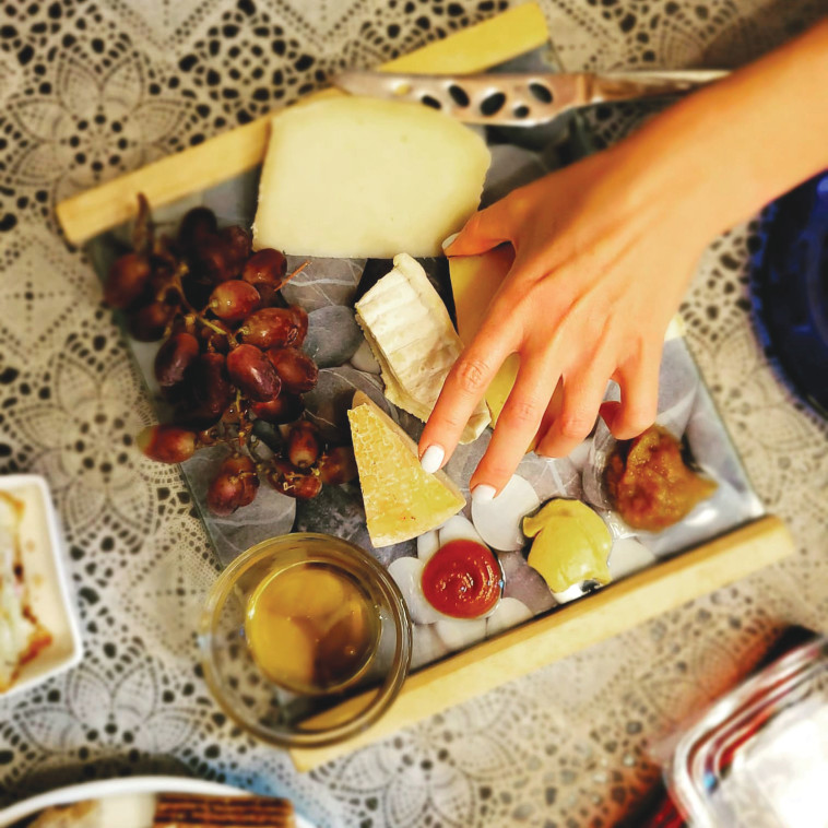 גבינות של מחלבת נינה Dear&rlm;  