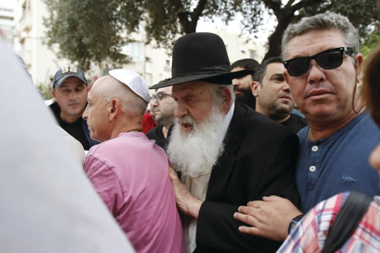 אורי זוהר בלויה של אריק איינשטיין