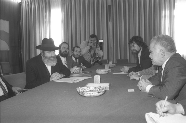 אורי זוהר ויצחק שמיר