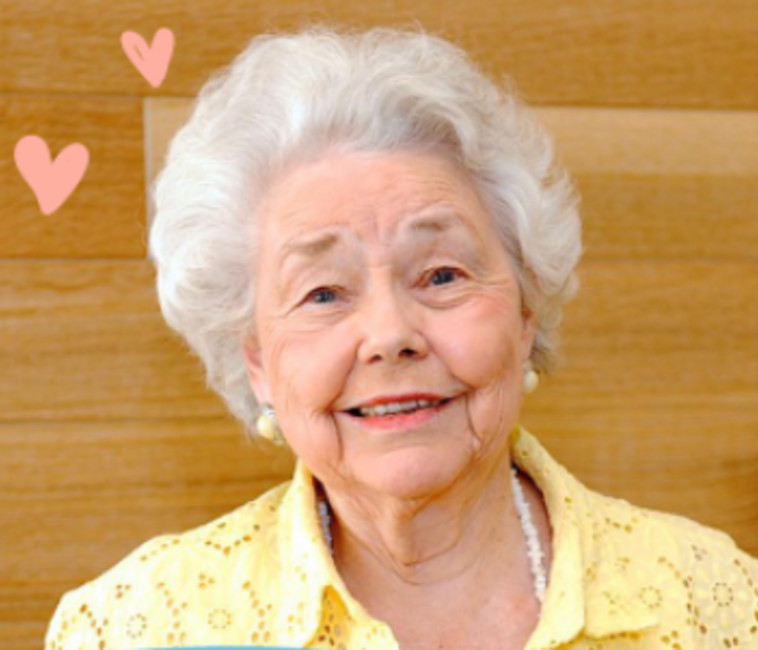 אן טרנר קוק  שנפטרה בגיל 95