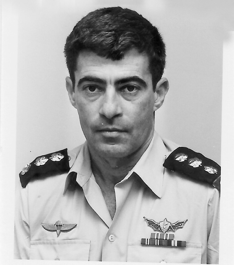 ידידיה יערי 