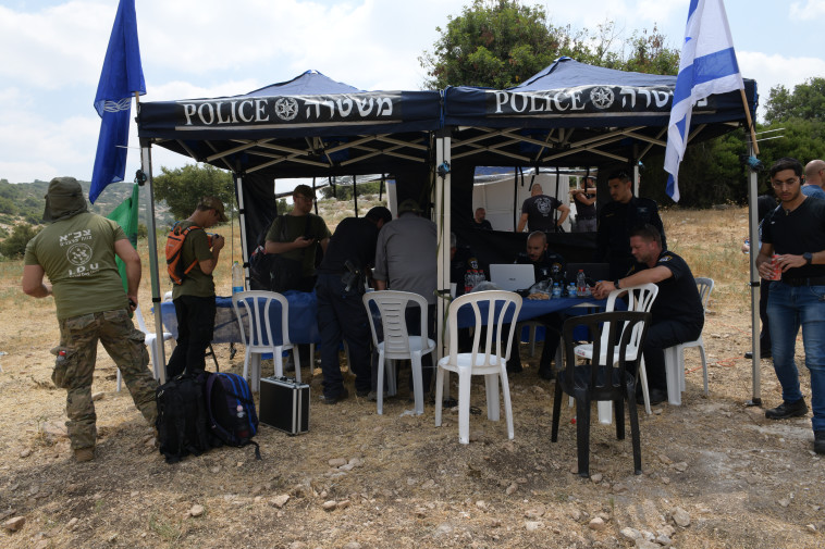 החיפושים אחר ספיר נחום