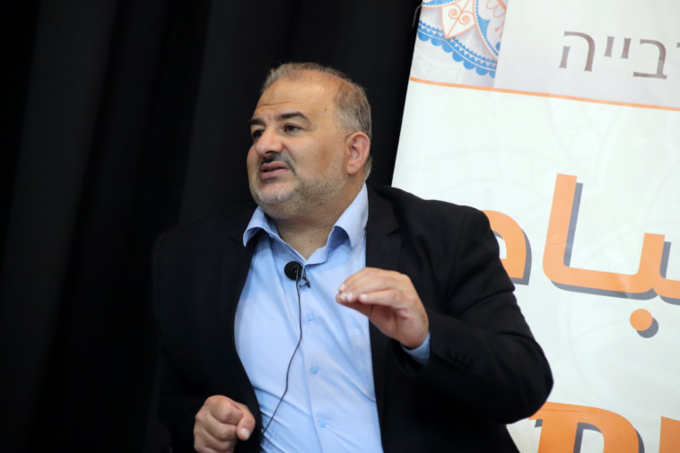 חבר הכנסת מנסור עבאס באירוע ''שבתרבות''