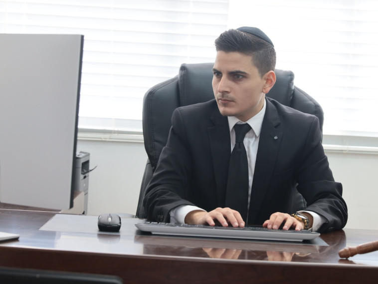 עורך הדין יאיר בן שטרית