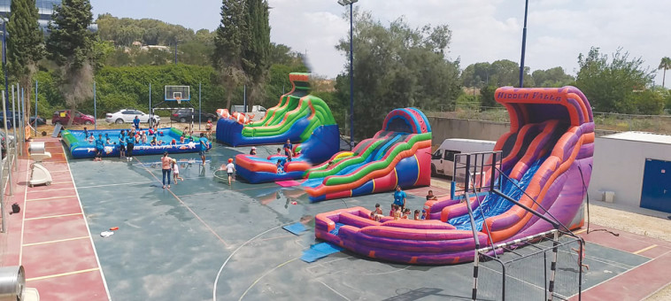 קייטנת אפלייד מטיריאלס