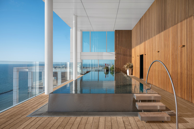 סוויטה, מלון קמפינסקי