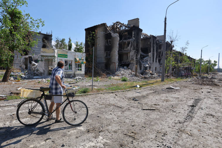 הרס בסברודונצק, אוקראינה (צילום: REUTERS/Alexander Ermochenko )