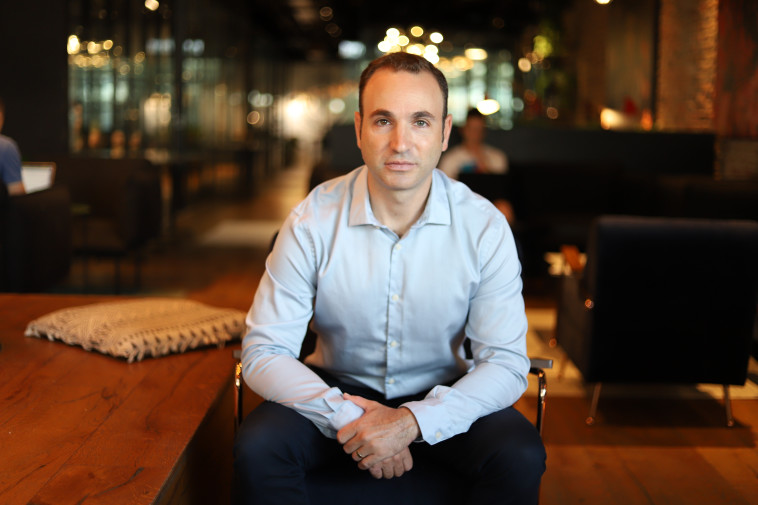 עורך הדין ניר סמוגורה 