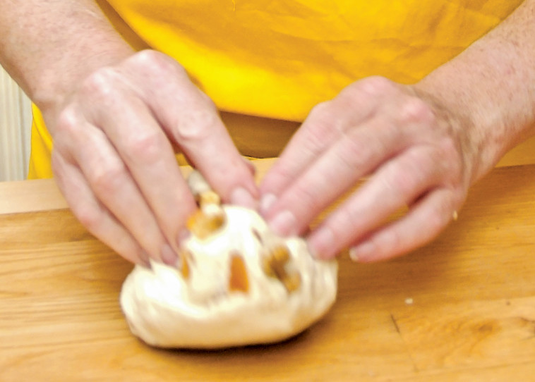 הכנת עוגיות שוקולד צ'יפס