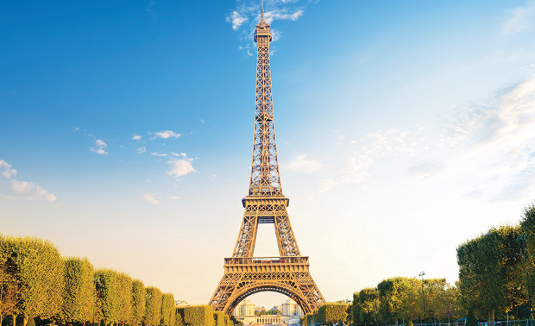 Eiffel Tower (Photo: EngImage)