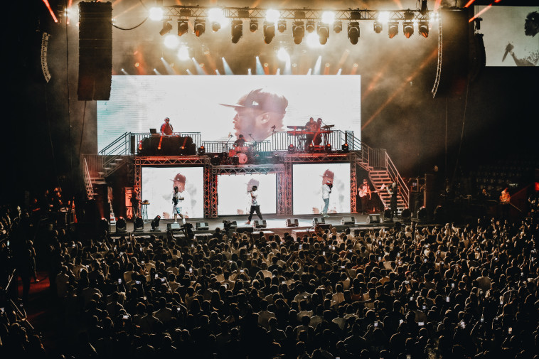 האולם היה סולד- אאוט, וזה פשוט לא הורגש