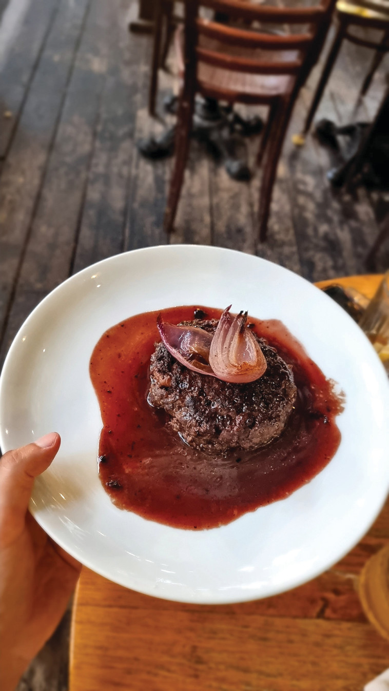 טרי בראסרי המבורגר ביין