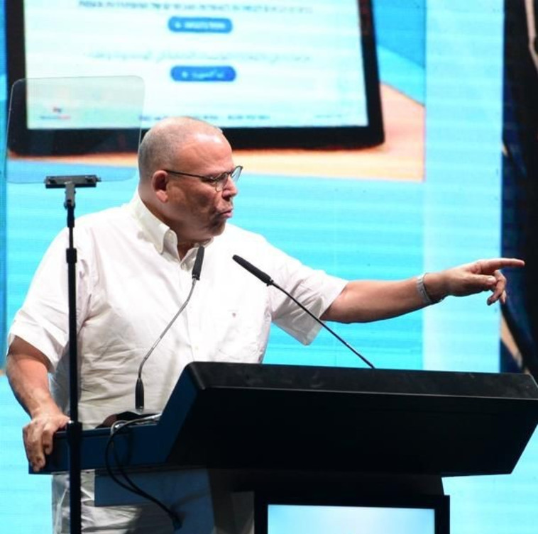 ארנון בר-דוד