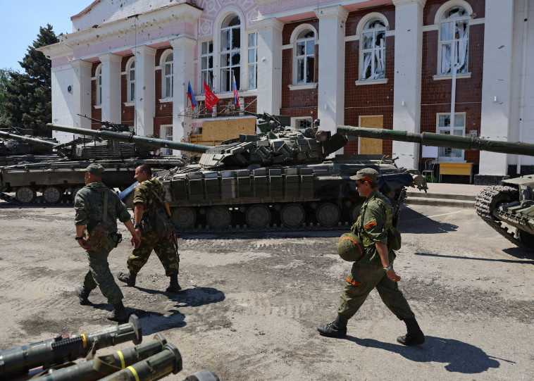 כוחות צבא אוקראינה בצל המתיחות עם רוסיה (צילום: רויטרס)