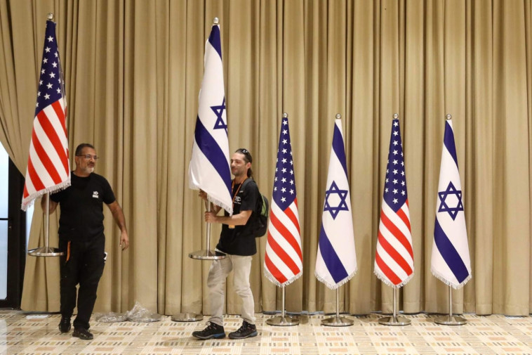 הכנות לביקור ביידן בבית הנשיא