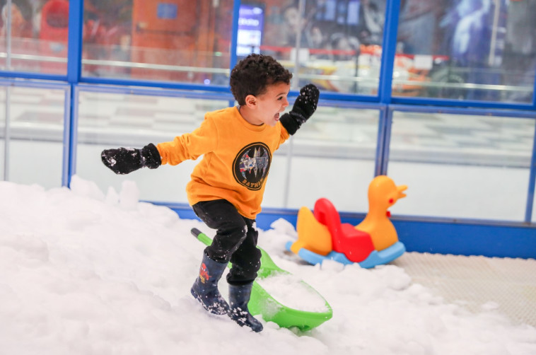 קיץ 2022 ב Ice Peaks היכל הקרח של ישראל