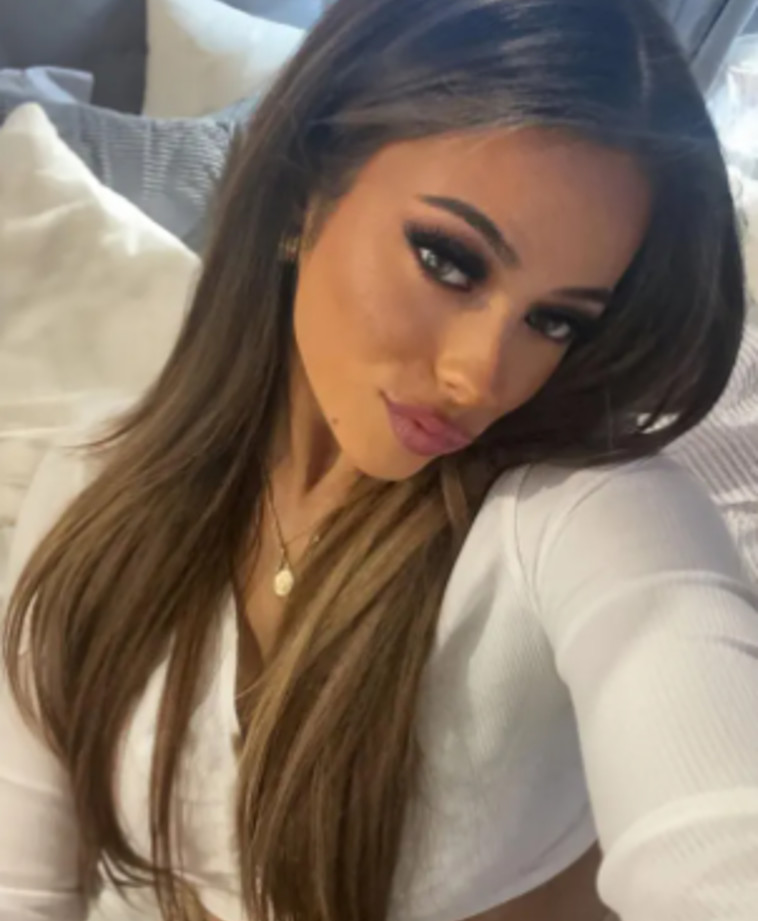 העבירה את ההודעות המפלילות לאישה