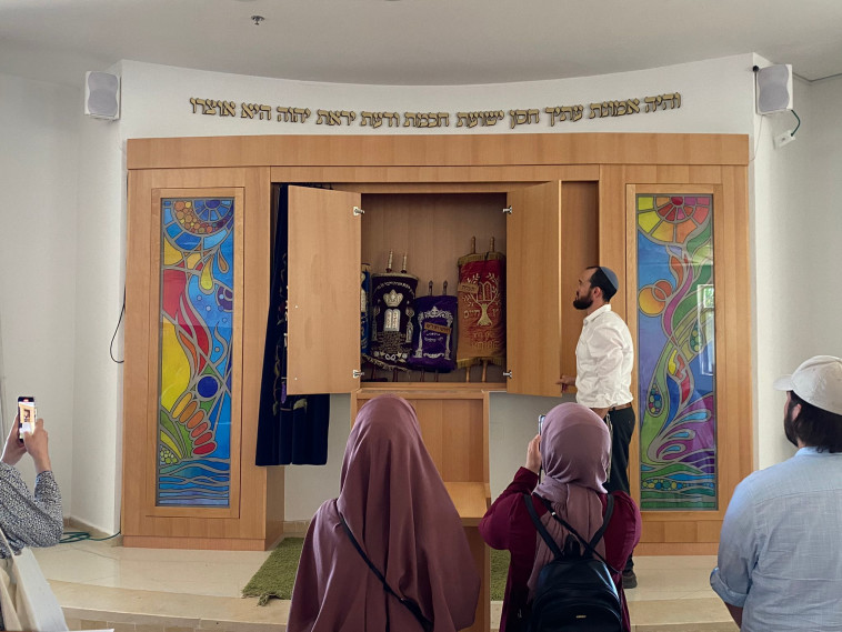 הביקור באור תורה סטון